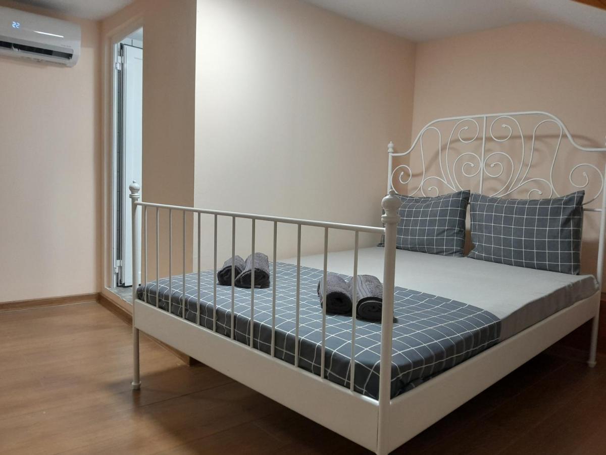 Hancho Sevenups - Kapana Plovdiv Center Esterno foto
